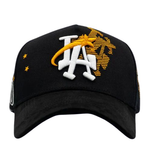 31 Hats "El Mago" East LA