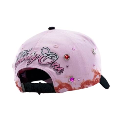 31 Hats XOXO Sweathearts Edition